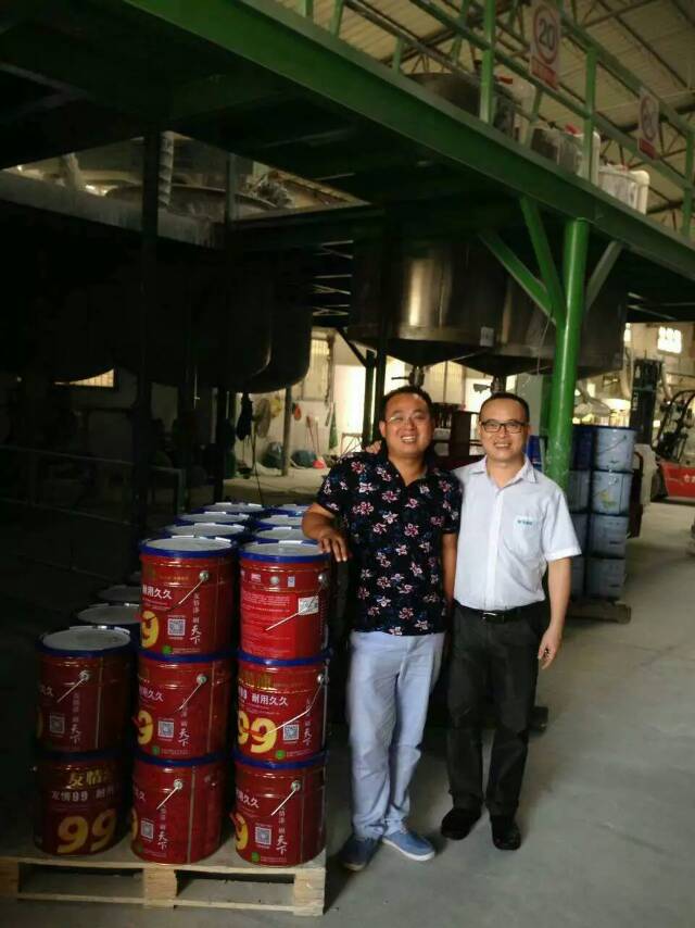 轉型做家裝，從加盟油漆代理開始