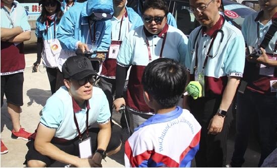 愛(ài)心活動(dòng)，友情漆獻(xiàn)真情