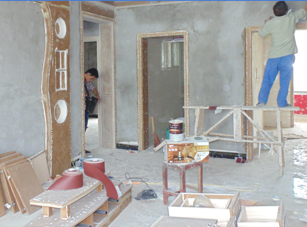 冒高溫戰(zhàn)酷暑，友情漆代理確保工程按時完工