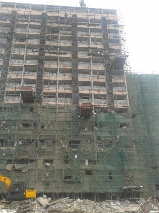 友情漆畢節(jié)火電廠20萬外墻工程