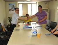 東安客戶簽約友情漆